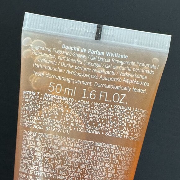 Lancome La Vie Est Belle Invigorating Fragrance Shower Gel - Picture 10 of 12